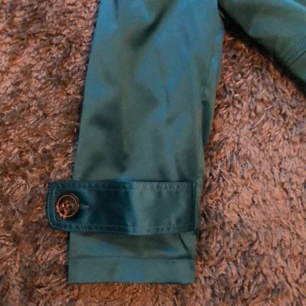 Coat - Picture 3 of 4